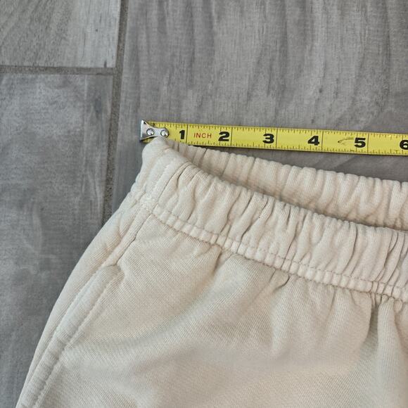 Good American Raw Hem Pull On Sweat Shorts Bone White Size 4 NWT - Picture 5 of 8